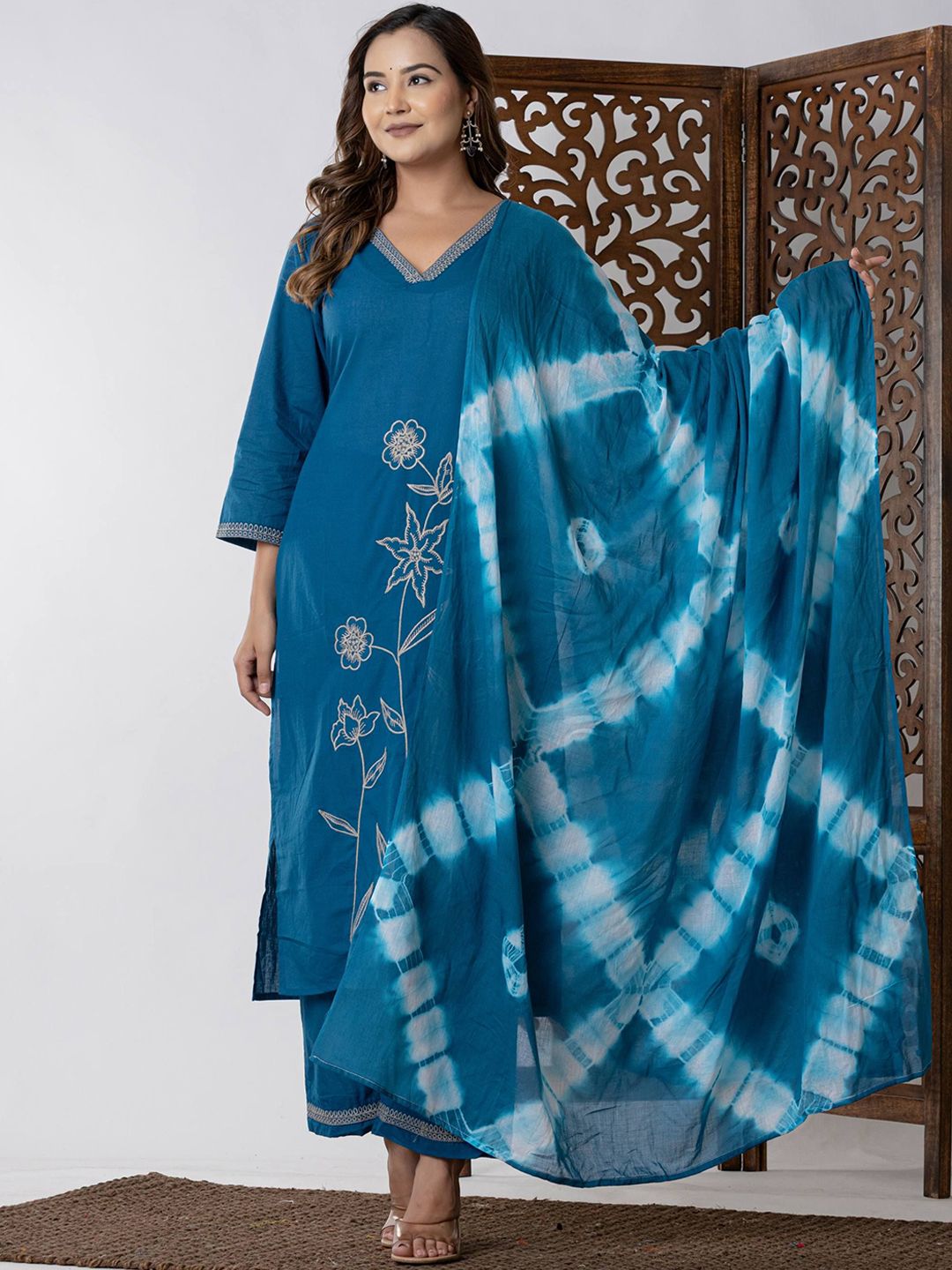 Floral Embroidered Pure Cotton Straight Kurta And Palazzo With Dupatta