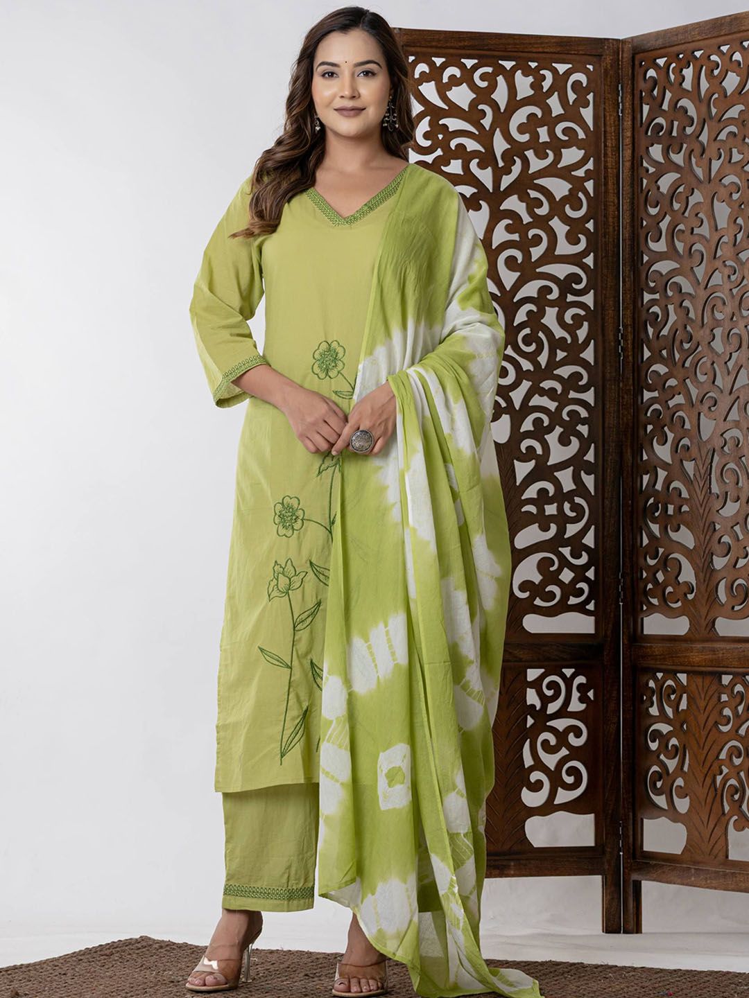 Floral Embroidered Thread Work Pure Cotton Kurta & Palazzo With Dupatta