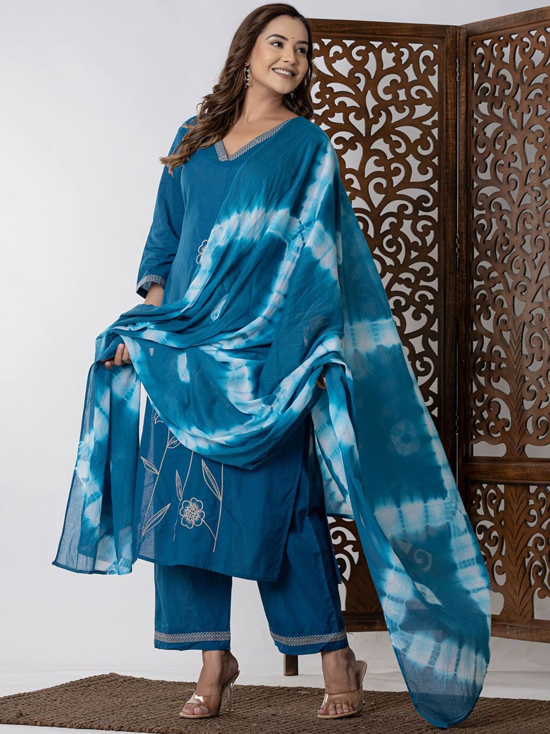 Floral Embroidered Pure Cotton Straight Kurta And Palazzo With Dupatta